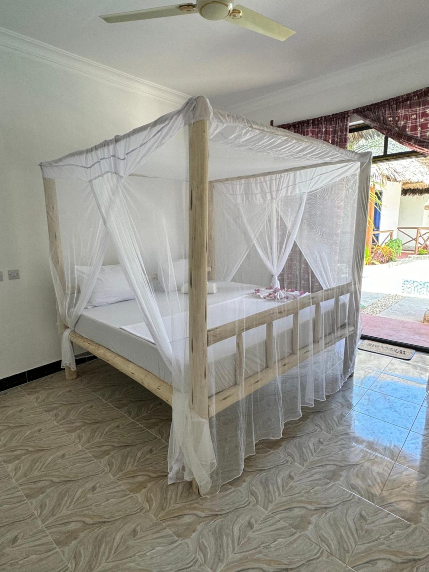 Hotell Amilsha 2*