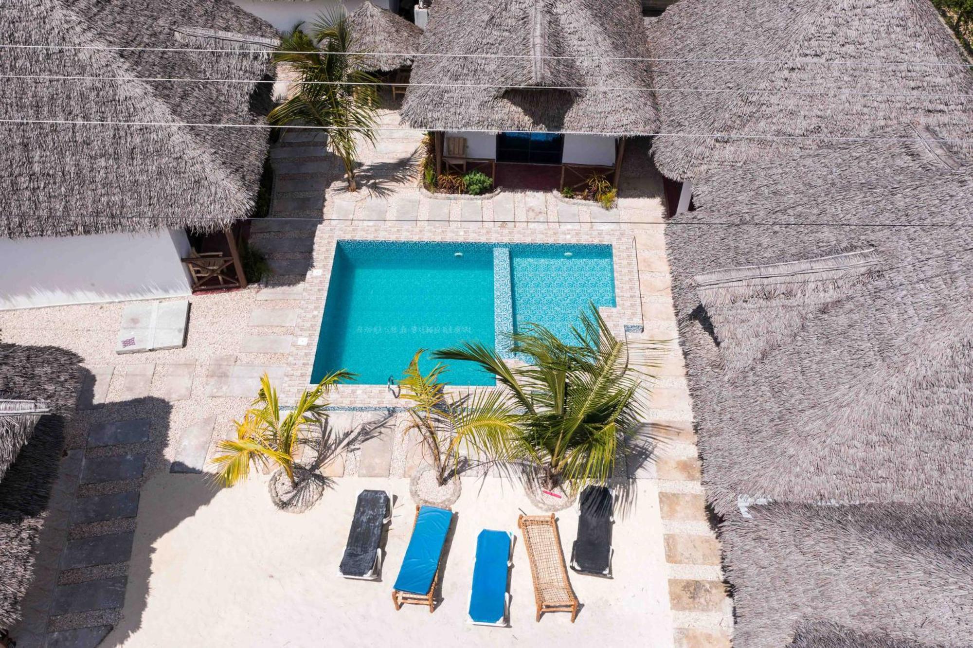 Amilsha Hotel 2*
